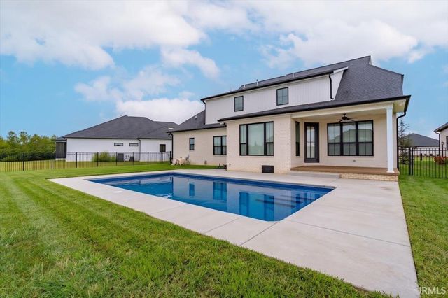 2030 Chadwick Drive, Newburgh, IN 47630