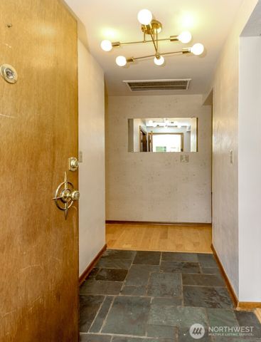327 Logger Court SE, Lacey, WA 98503