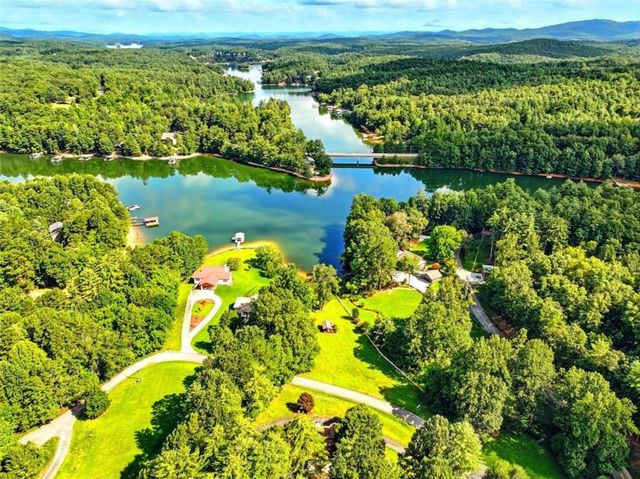 27 Twinbrook Drive, Blairsville, GA 30512