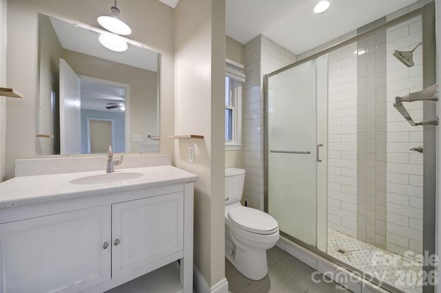 704 Isle Of Pines Road, Mooresville, NC 28117