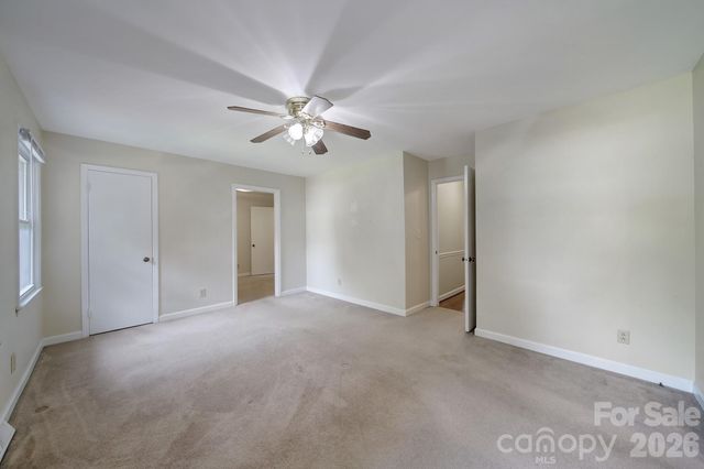 704 Isle Of Pines Road, Mooresville, NC 28117
