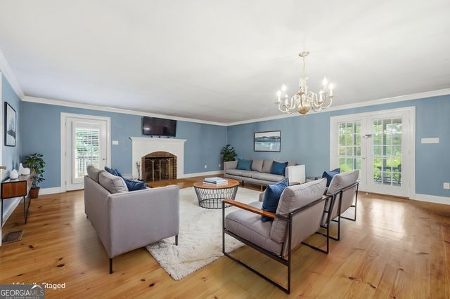 236 Flora Avenue SE, Rome, GA 30161