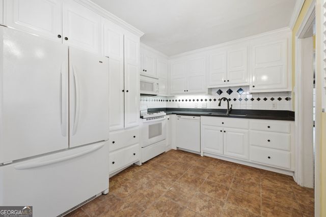 236 Flora Avenue SE, Rome, GA 30161