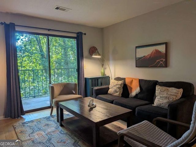 2657 Lenox Road NE 204, Atlanta, GA 30324