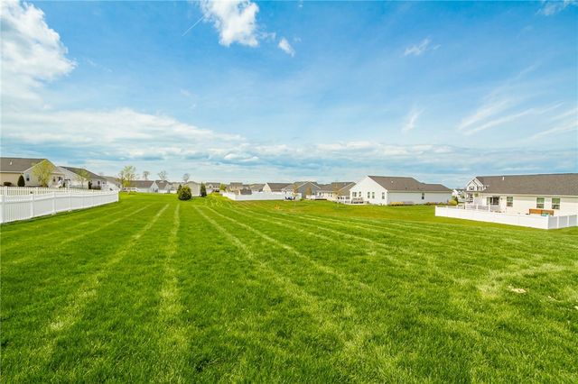 1766 Ackerman, Farmington, NY 14425
