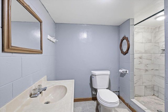 831 N DANZ AVENUE, Green Bay, WI 54302