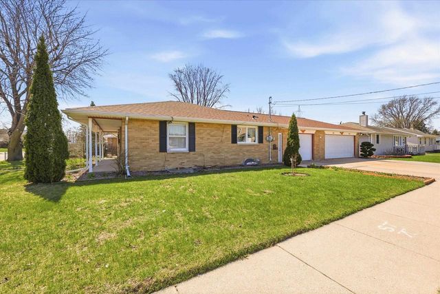 831 N DANZ AVENUE, Green Bay, WI 54302