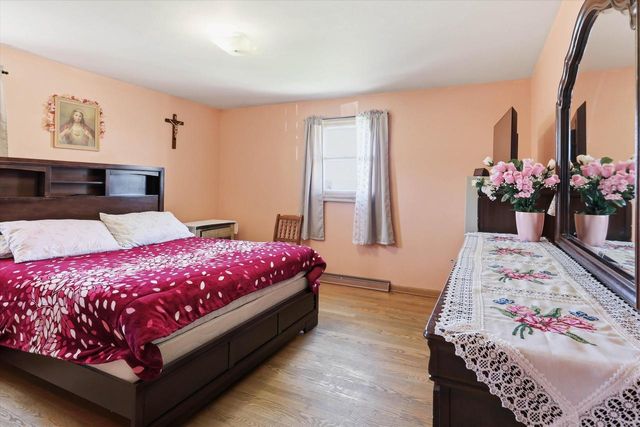831 N DANZ AVENUE, Green Bay, WI 54302