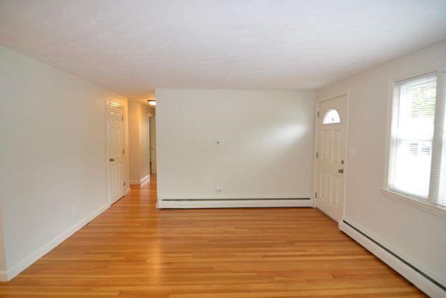 71 Birch Rd, Framingham, MA 01701