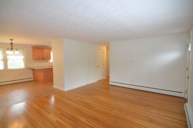 71 Birch Rd, Framingham, MA 01701