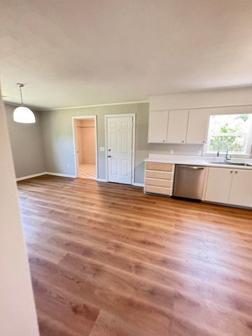 505 Lakeshore, Walterboro, SC 29488