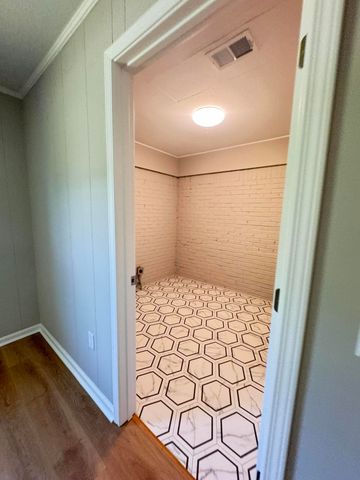505 Lakeshore, Walterboro, SC 29488