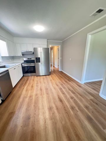505 Lakeshore, Walterboro, SC 29488