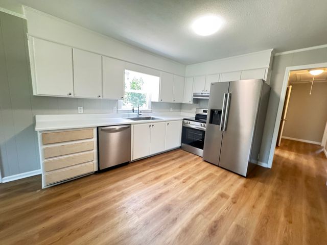 505 Lakeshore, Walterboro, SC 29488