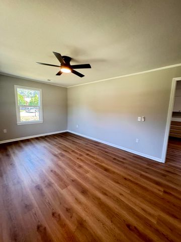 505 Lakeshore, Walterboro, SC 29488