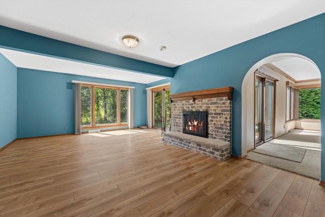 12655 N River Forest CIRCLE, Mequon, WI 53092