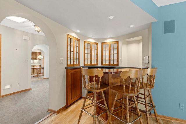 12655 N River Forest CIRCLE, Mequon, WI 53092