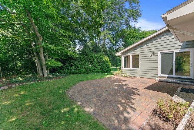 12655 N River Forest CIRCLE, Mequon, WI 53092