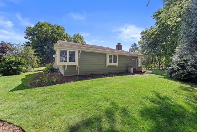 12655 N River Forest CIRCLE, Mequon, WI 53092