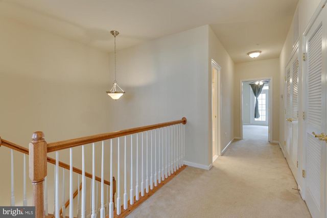 22720 BEACON CREST, Ashburn, VA 20148