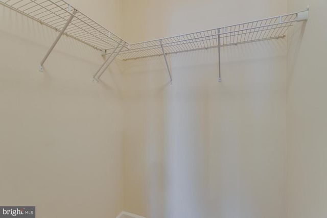 22720 BEACON CREST, Ashburn, VA 20148