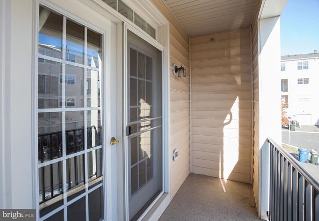 22720 BEACON CREST, Ashburn, VA 20148