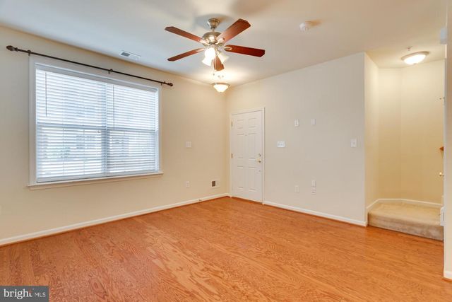 22720 BEACON CREST, Ashburn, VA 20148