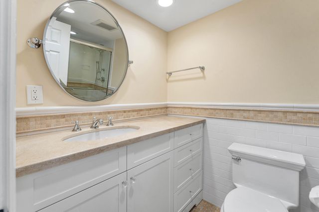 3000 N Ocean Drive 15C, Singer Island, FL 33404