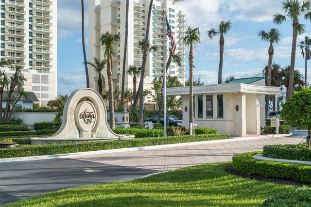 3000 N Ocean Drive 15C, Singer Island, FL 33404