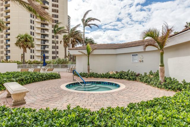 3000 N Ocean Drive 15C, Singer Island, FL 33404