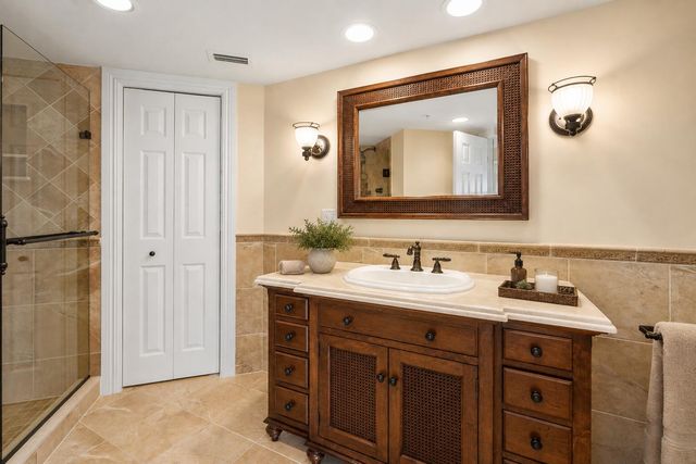 3000 N Ocean Drive 15C, Singer Island, FL 33404