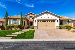 2842 E BLACKHAWK Court, Gilbert, AZ 85298