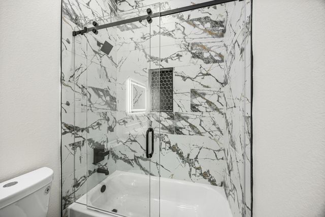 909 Santa Anna Lane, La Porte, TX 77571