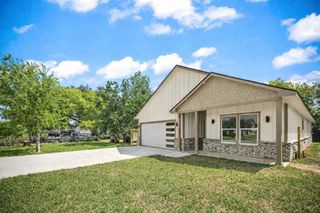 909 Santa Anna Lane, La Porte, TX 77571