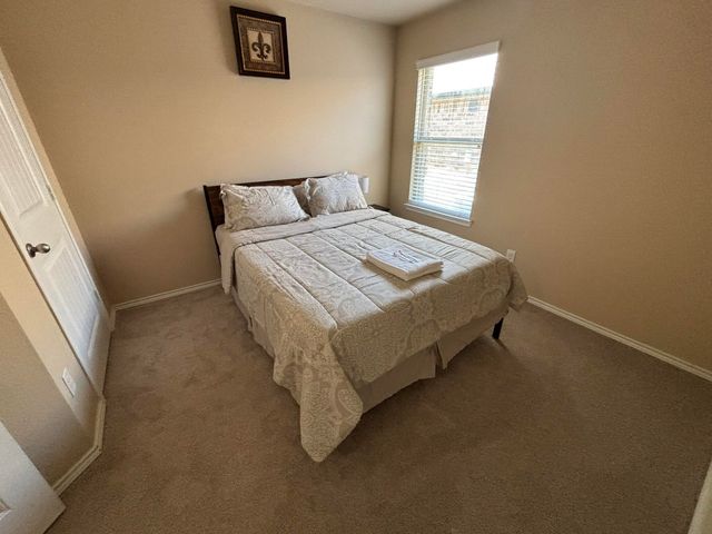 912 Platinum Drive, Princeton, TX 75407