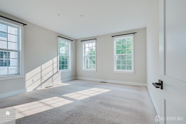 30 Depot Way, Dunellen, NJ 08812