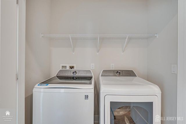 30 Depot Way, Dunellen, NJ 08812