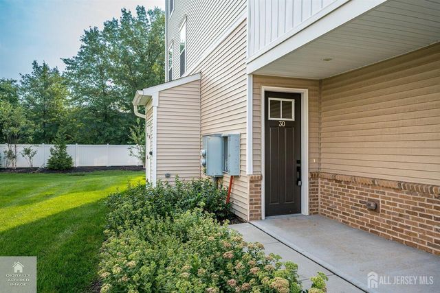 30 Depot Way, Dunellen, NJ 08812