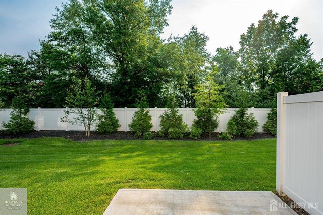 30 Depot Way, Dunellen, NJ 08812
