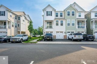 30 Depot Way, Dunellen, NJ 08812
