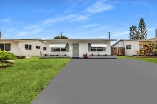 4560 NW 17th Ave, Tamarac, FL 33309
