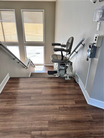 982 Brighton Way, Warwick, RI 02886