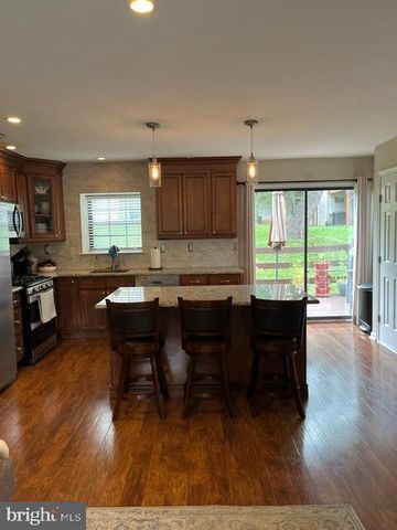 2021 YORKTOWN SOUTH S, West Norriton, PA 19403