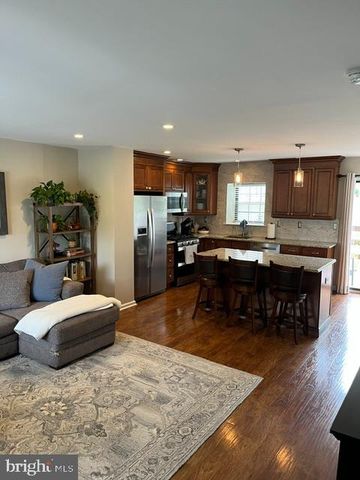 2021 YORKTOWN SOUTH S, West Norriton, PA 19403