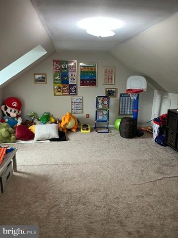 2021 YORKTOWN SOUTH S, West Norriton, PA 19403
