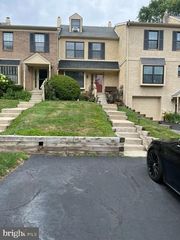 2021 YORKTOWN SOUTH S, West Norriton, PA 19403