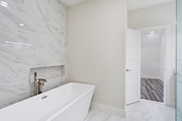 2507 Crossman Avenue, Dallas, TX 75212