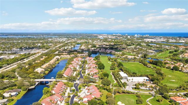 16600 S Traders Xing S 253, Jupiter, FL 33477