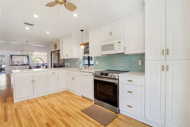 16600 S Traders Xing S 253, Jupiter, FL 33477