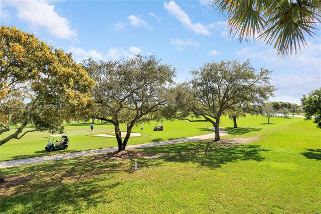 16600 S Traders Xing S 253, Jupiter, FL 33477